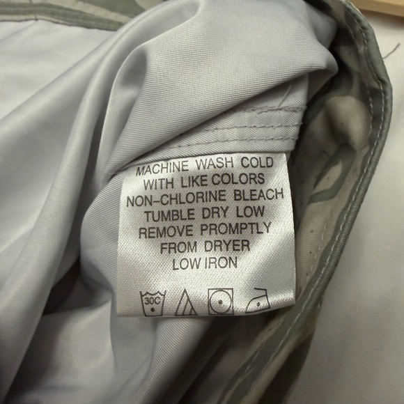 Simms Swim Trunks Mens 34 Graphic Print Board Shorts Solarflex Fishing Suit B731 - Picture 7 of 8